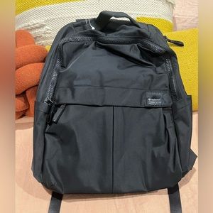 Lululemon Everyday backpack 2.0 in Black. Water repellent and fits a 16” laptop.